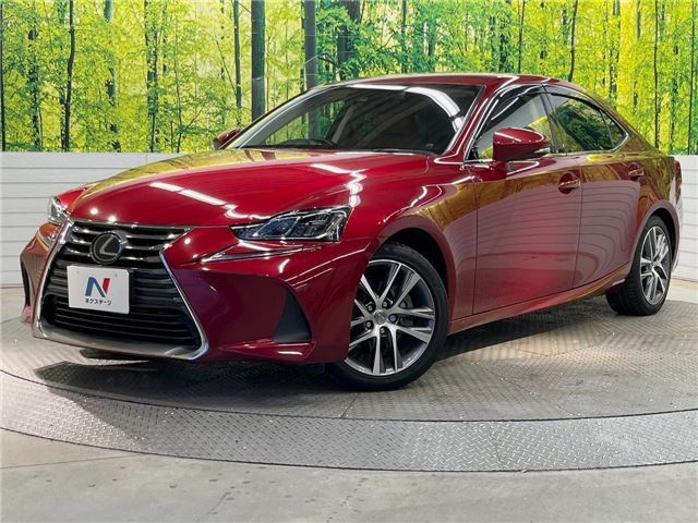 2018 Lexus IS IS300h - photo 1 2018 Lexus IS IS300h Sedan for sale, Japanese used car export - photo 1 of 30 | GULJI TRADERS