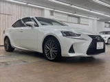 2018 Lexus IS IS300h VersionL Sedan for sale, Japanese used car export - photo 14 of 50 | GULJI TRADERS