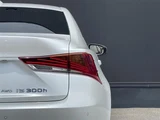 2019 Lexus IS 300h 4WD Sedan for sale, Japanese used car export - photo 12 of 24 | GULJI TRADERS