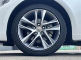 2019 Lexus IS 300h 4WD Sedan for sale, Japanese used car export - photo 15 of 24 | GULJI TRADERS