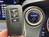 2019 Lexus IS 300h 4WD Sedan for sale, Japanese used car export - photo 20 of 24 | GULJI TRADERS