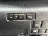2019 Lexus IS 300h Sedan for sale, Japanese used car export - photo 17 of 24 | GULJI TRADERS