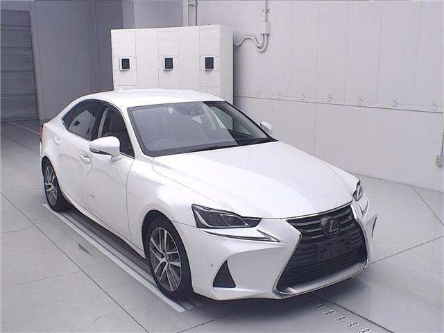 2019 Lexus IS Ver.L Sedan for sale, Japanese used car export - photo 1 of 11 | GULJI TRADERS