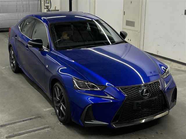 2019 Lexus IS - photo 1 2019 Lexus IS Sedan for sale, Japanese used car export - photo 1 of 9 | GULJI TRADERS