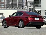 2020 Lexus IS 300h Sedan for sale, Japanese used car export - photo 12 of 54 | GULJI TRADERS