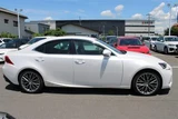 2020 Lexus IS 300h Sedan for sale, Japanese used car export - photo 11 of 30 | GULJI TRADERS