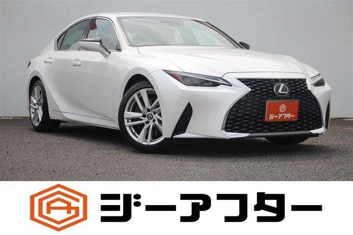 2020 Lexus IS 300 Sedan for sale, Japanese used car export - photo 1 of 30 | GULJI TRADERS
