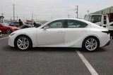 2020 Lexus IS 300 Sedan for sale, Japanese used car export - photo 11 of 30 | GULJI TRADERS
