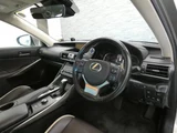 2020 Lexus IS IS300h Sedan for sale, Japanese used car export - photo 5 of 9 | GULJI TRADERS