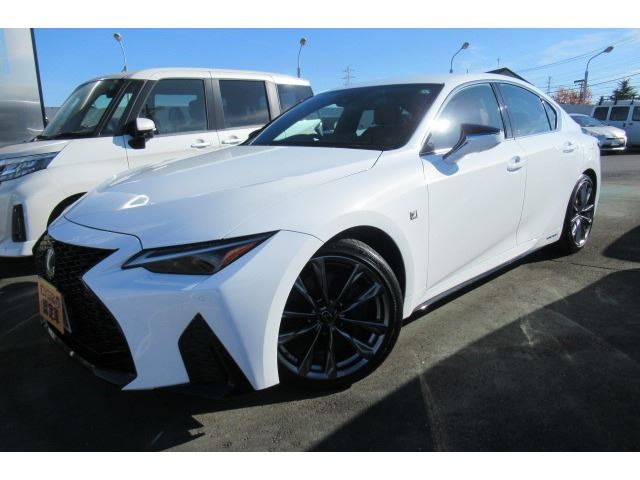 2021 Lexus IS 300h F Sport - photo 1 2021 Lexus IS 300h F Sport Sedan for sale, Japanese used car export - photo 1 of 20 | GULJI TRADERS