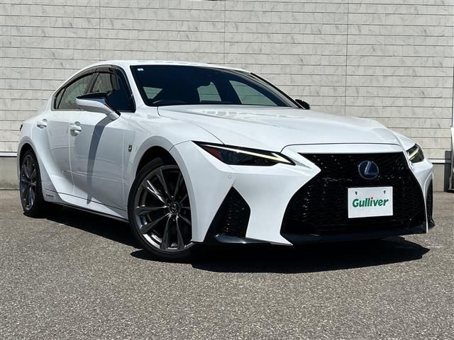2021 Lexus IS 300h Sedan for sale, Japanese used car export | GULJI TRADERS