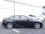 2021 Lexus IS 300h Sedan for sale, Japanese used car export - photo 6 of 22 | GULJI TRADERS