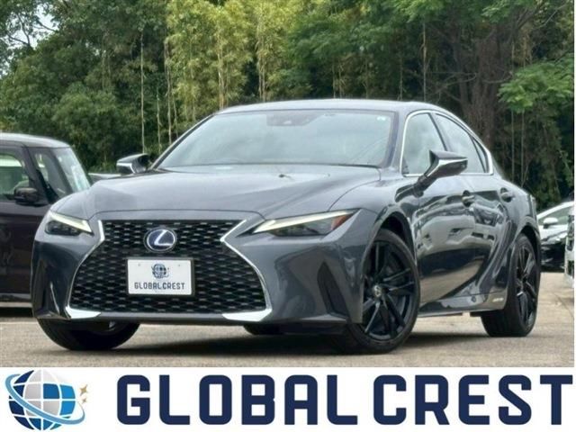 2021 Lexus IS 2.5 300h - photo 1 2021 Lexus IS 2.5 300h Sedan for sale, Japanese used car export - photo 1 of 30 | GULJI TRADERS