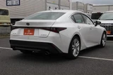 2021 Lexus IS 300h Sedan for sale, Japanese used car export - photo 16 of 30 | GULJI TRADERS