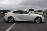 2021 Lexus IS 300h Sedan for sale, Japanese used car export - photo 17 of 30 | GULJI TRADERS