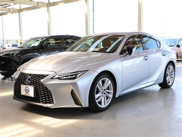 2021 Lexus IS 300h Sedan for sale, Japanese used car export | GULJI TRADERS