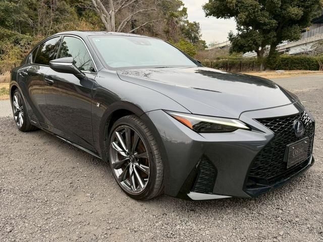 2021 Lexus IS 300h F Sport - photo 1 2021 Lexus IS 300h F Sport Sedan for sale, Japanese used car export - photo 1 of 9 | GULJI TRADERS