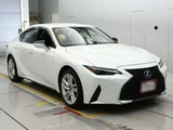 2022 Lexus IS IS300h 4WD Sedan for sale, Japanese used car export - photo 5 of 12 | GULJI TRADERS