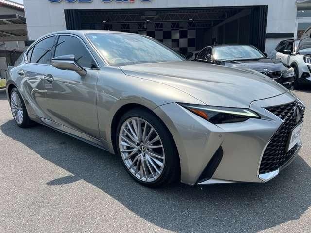 2022 Lexus IS IS300 - photo 1 2022 Lexus IS IS300 Sedan for sale, Japanese used car export - photo 1 of 9 | GULJI TRADERS