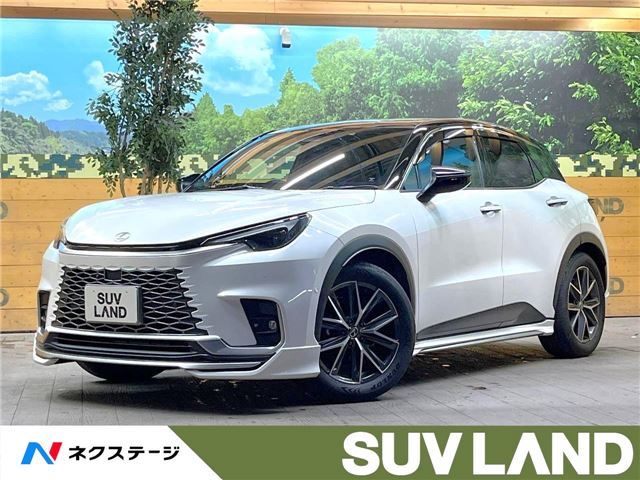 2025 Lexus LBX - photo 1 2025 Lexus LBX Sedan for sale, Japanese used car export - photo 1 of 30 | GULJI TRADERS
