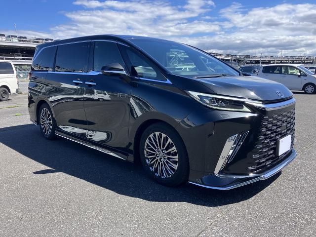 2023 Lexus LM LM500h Sedan for sale, Japanese used car export | GULJI TRADERS