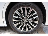 2024 Lexus LM 500h 4WD Sedan for sale, Japanese used car export - photo 9 of 80 | GULJI TRADERS
