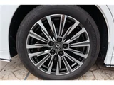2024 Lexus LM 500h 4WD Sedan for sale, Japanese used car export - photo 12 of 80 | GULJI TRADERS