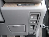 2024 Lexus LM LM500h Sedan for sale, Japanese used car export - photo 31 of 36 | GULJI TRADERS