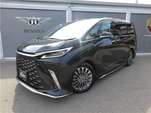 2024 Lexus LM LM500h Sedan for sale, Japanese used car export - photo 1 of 38 | GULJI TRADERS