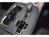 2024 Lexus LM 500h Sedan for sale, Japanese used car export - photo 24 of 58 | GULJI TRADERS