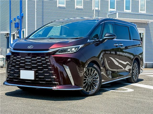 2025 Lexus LM LM500h Sedan for sale, Japanese used car export | GULJI TRADERS