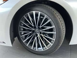 2025 Lexus LS 500h 4WD Sedan for sale, Japanese used car export - photo 5 of 59 | GULJI TRADERS