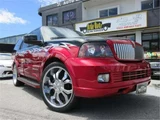2003 Lincoln Navigator SUV for sale, Japanese used car export - photo 1 of 49 | GULJI TRADERS