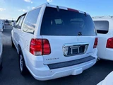 2007 Lincoln Navigator Base SUV for sale, Japanese used car export - photo 2 of 5 | GULJI TRADERS