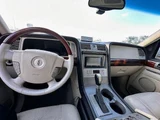 2007 Lincoln Navigator Base SUV for sale, Japanese used car export - photo 3 of 5 | GULJI TRADERS