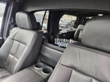 2009 Lincoln Navigator SUV for sale, Japanese used car export - photo 25 of 70 | GULJI TRADERS