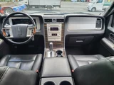 2009 Lincoln Navigator SUV for sale, Japanese used car export - photo 40 of 70 | GULJI TRADERS