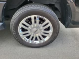 2009 Lincoln Navigator SUV for sale, Japanese used car export - photo 45 of 70 | GULJI TRADERS