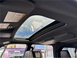2010 Lincoln Navigator SUV for sale, Japanese used car export - photo 19 of 22 | GULJI TRADERS