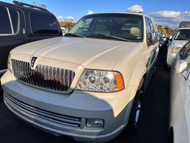 2011 Lincoln Navigator Base SUV for sale, Japanese used car export | GULJI TRADERS