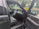 2013 Lincoln Navigator SUV for sale, Japanese used car export - photo 59 of 80 | GULJI TRADERS