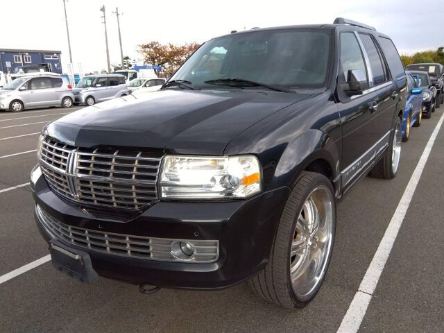 2013 Lincoln Navigator 4WD SUV for sale, Japanese used car export | GULJI TRADERS