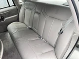 1992 Lincoln Towncar Sedan for sale, Japanese used car export - photo 6 of 9 | GULJI TRADERS