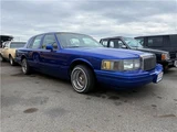 1992 Lincoln Towncar Sedan for sale, Japanese used car export - photo 8 of 9 | GULJI TRADERS
