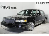 1997 Lincoln Towncar Sedan for sale, Japanese used car export - photo 1 of 71 | GULJI TRADERS