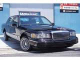 1997 Lincoln Towncar Sedan for sale, Japanese used car export - photo 21 of 71 | GULJI TRADERS