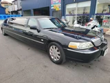 2009 Lincoln Towncar Sedan for sale, Japanese used car export - photo 7 of 24 | GULJI TRADERS
