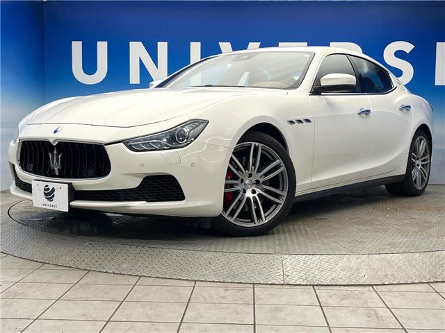 2017 Maserati Ghibli Base - photo 1 2017 Maserati Ghibli Base White Sedan for sale, Japanese used car export - photo 1 of 30 | GULJI TRADERS