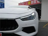 2018 Maserati Ghibli Sport White Sedan for sale, Japanese used car export - photo 9 of 62 | GULJI TRADERS