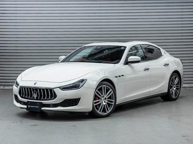 2019 Maserati Ghibli White Sedan for sale, Japanese used car export | GULJI TRADERS